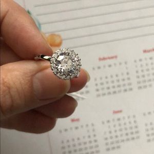 925 Sterling Silver CZ Ring 7